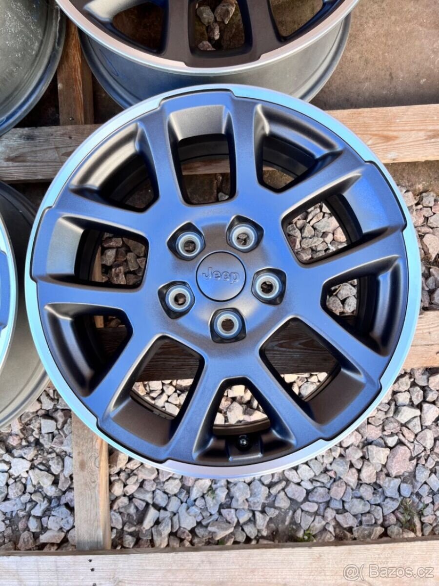 5x127 R18 originál alu disky Jeep Wrangler Gladiátor 2020