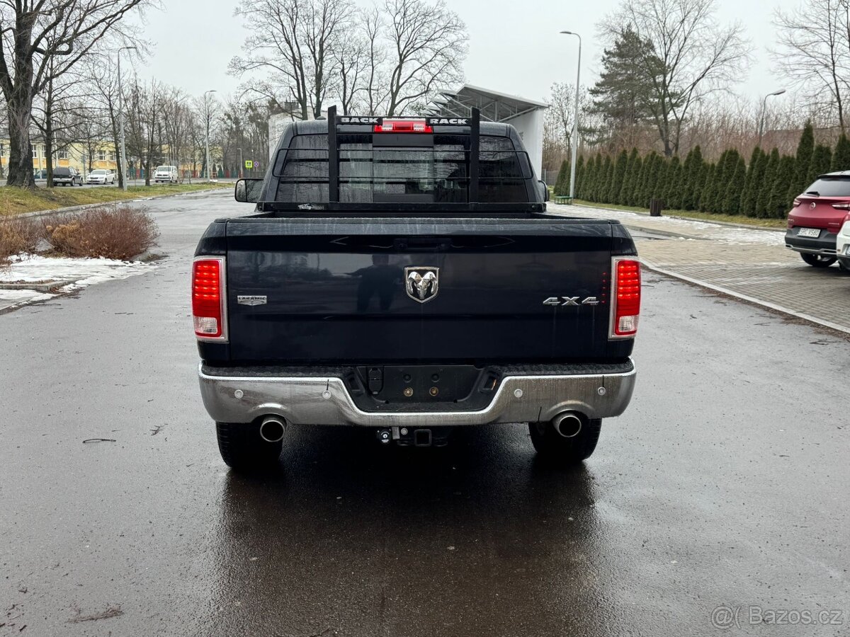 Dodge RAM 1500 Laramie