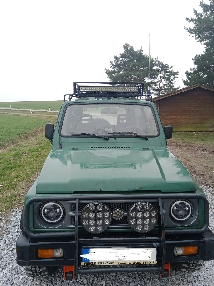 Suzuki Samurai