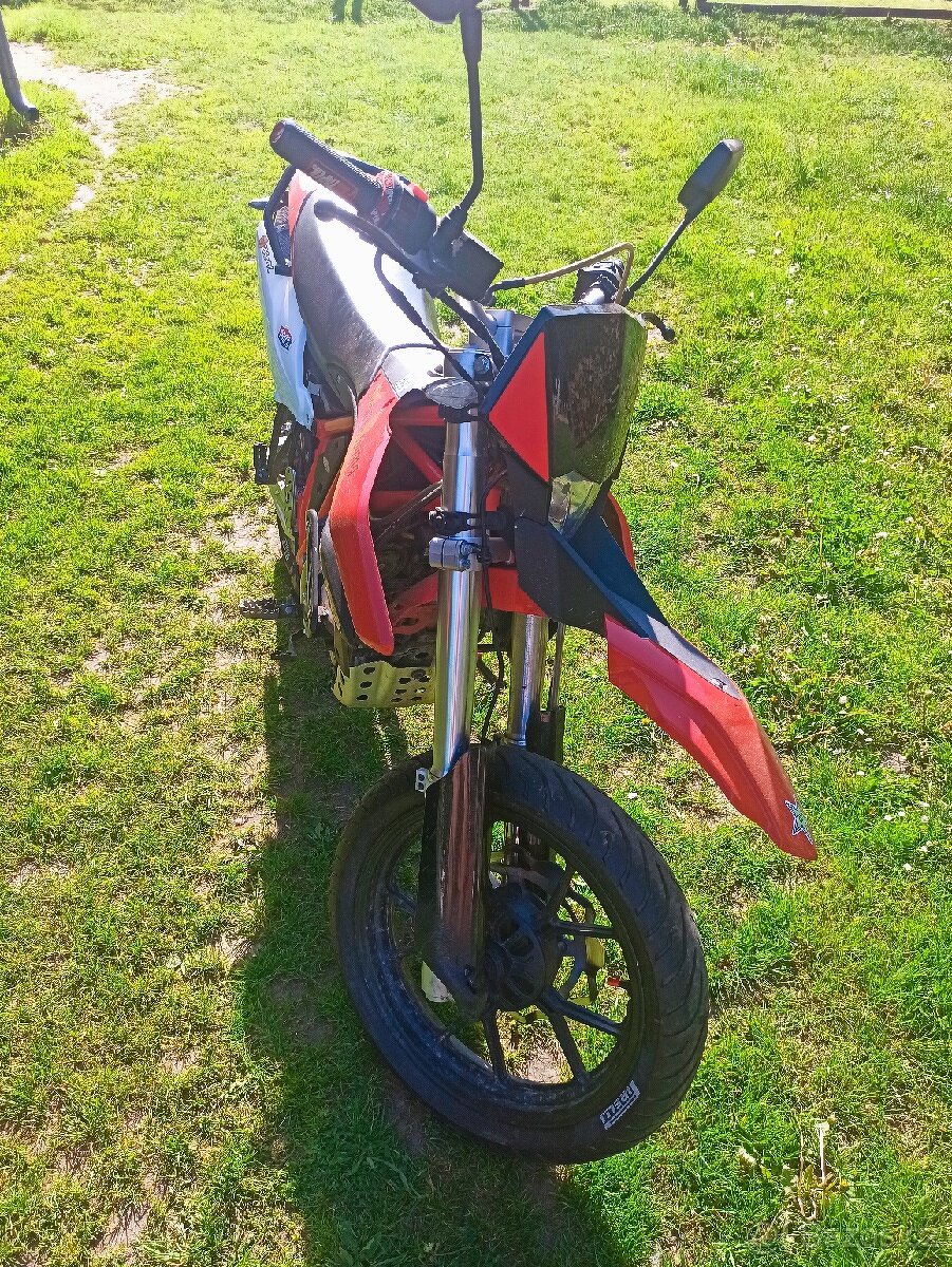 Yuki 125 ccm