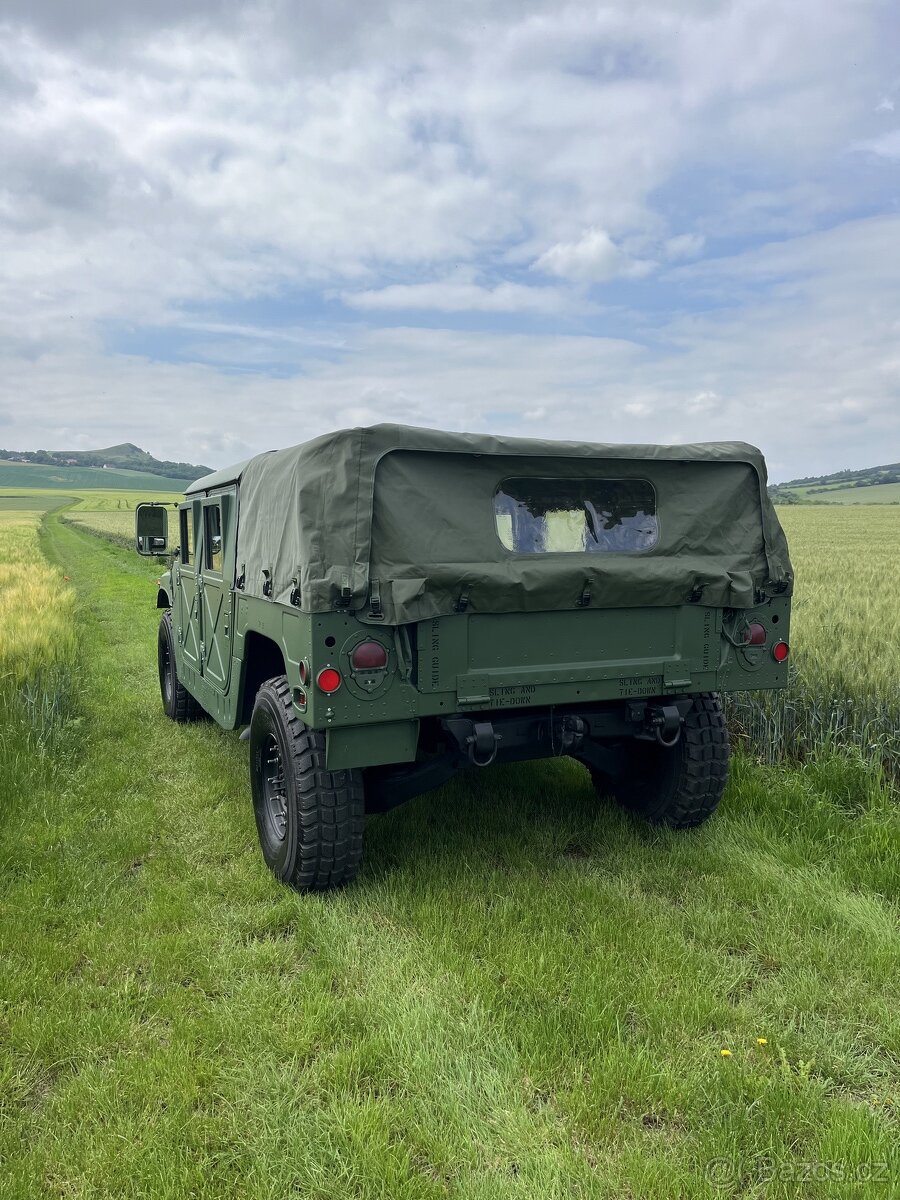 Humvee Hummer H1 HMMWV