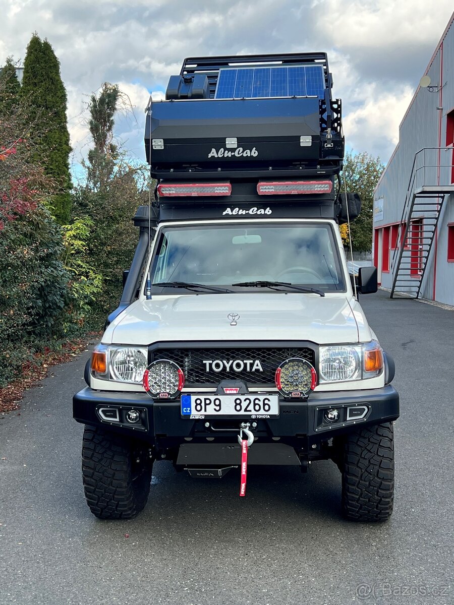 Toyota Land Cruiser GRJ78 - expediční úprava