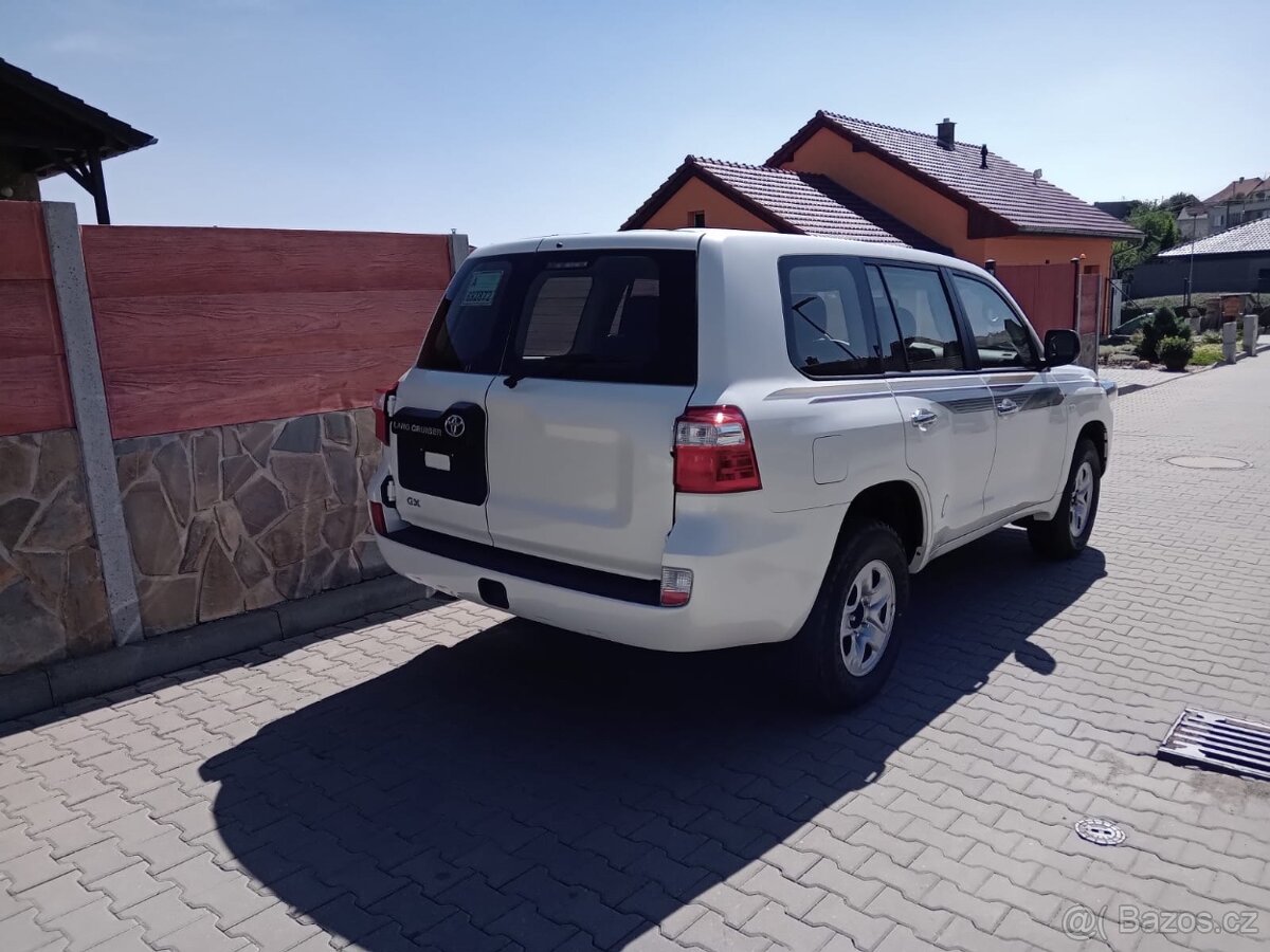 Toyota Land Cruiser LC 200 GX, 4,0 V6, Benzin, Manual, Nový