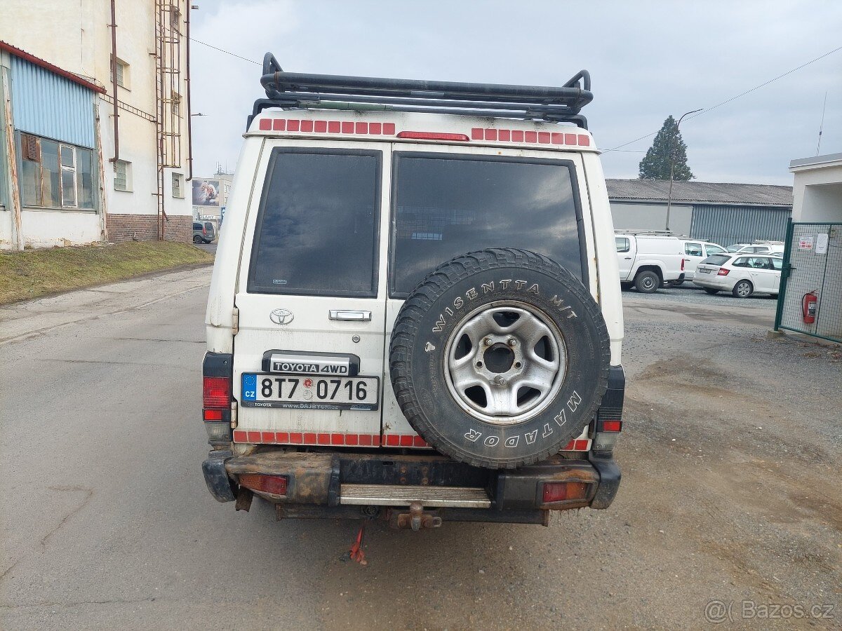 ČEZ TOYOTA LAND CRUISER 100 4.2 TD, RZ 8T70716