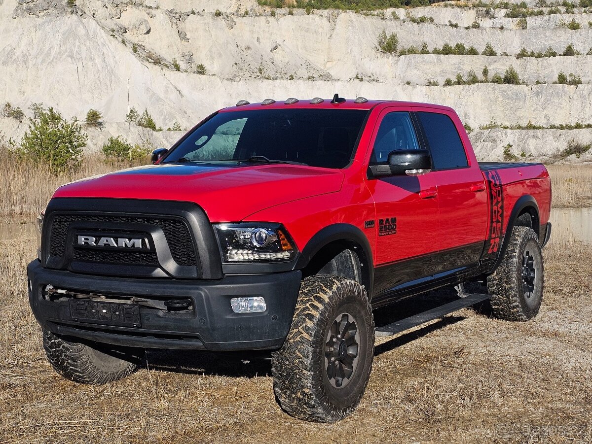 Rezervace Dodge RAM 2500 Power Wagon 6.4L