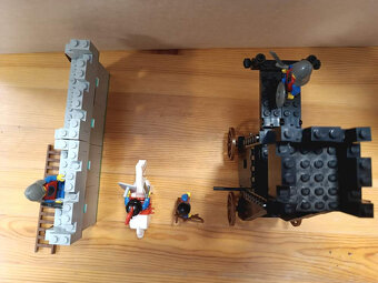 LEGO Castle 6061 Siege Tower +návod - 2 - 3