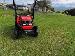 Malotraktor Kubota GL25 s čelním nakladačem - 3