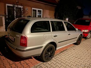 Škoda Octavia 2.0i Rok 12/2001  Klima… pěkný stav - 3