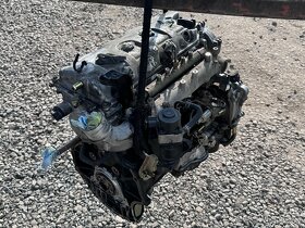 Motor a převodovka Nissan X-trail T30 2.2 100kw - 3