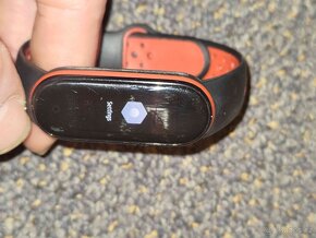 Chytré hodinky Xiaomi MiBand5 + nový řemínek - 3