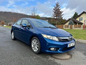 HONDA CIVIC 4D - 1.8 I-VTEC 104 KW - 3