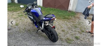 Yamaha YZF 125 - 3