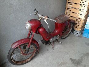 Jawa 50/550 - 3