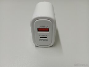 Nabíječka USB / USB-C - 3