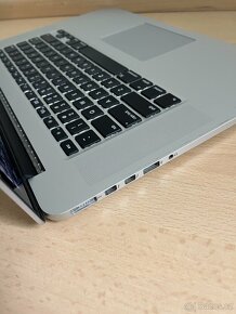 MacBook Pro 11,5 - 3