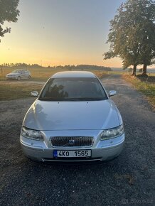 Volvo V70 p2 D5 120 Kw - 3