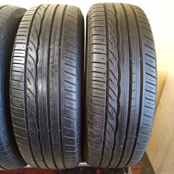 Dunlop 225/60 R18 100H 5mm - 3