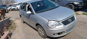 VW Polo 1.2htp barva LA7W a světle modrá 9N3 rv. 2005-2008 - 3