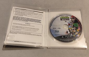 PS3 Plants vs Zombies Garden Warfare - 3