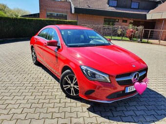 Stylový a spolehlivý Mercedes-Benz CLA180 - 3