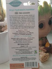 Nové - Bione hydratační korektor střední odstín - 3