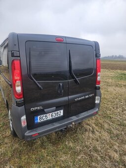 Opel Vivaro Long 2.5 CDTI, 9 míst, automat, r.v. 2011 - 3