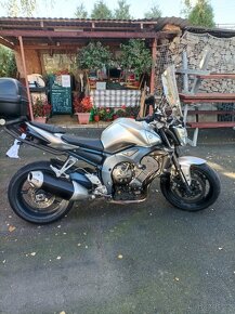 Yamaha FZ1 - 3