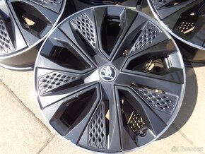 Skoda Karoq Seat VW original R18 lita kola  5x112 - 3