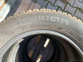 Zimní pneu 185/60/15 Nokian WRD3 88T - 3