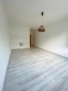 Prodej bytu 1+kk, 24 m² - 3