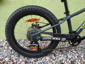 Značkové dětské kolo SPECIALIZED 20" disk - 3