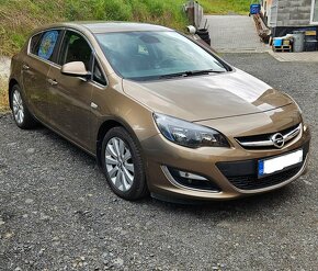 Opel Astra 1.4T HB Cosmo 88kW - 3