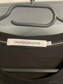 Calvin Klein Jeans Triko - velikost M - 3