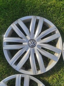 Sada 4 kusů poklic Volkswagen (16") - 3