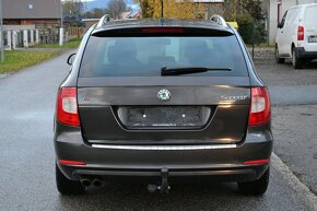 Škoda Superb 2.0 TDI 125kW Ambition kombi - 3