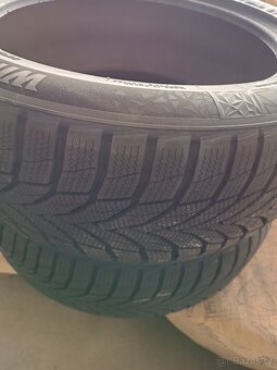 Zimní pneu 225/50R18 - 3