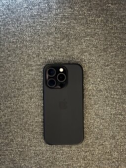 iPhone 15 Pro 128GB - černý titan REZERVACE - 3