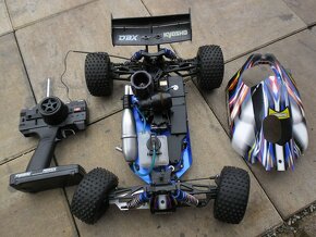 Kyosho DBX-1/8-Spalovaci motor - 3