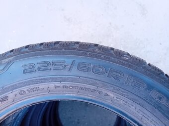 Zimní pneumatiky Nokian 225/60 R18 - 3