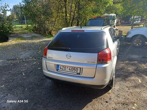 Opel Signum 3,0 V6 - 3