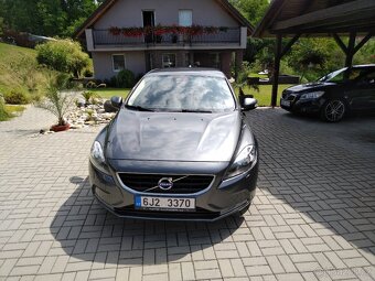 Volvo V40 1,6 D Summum - 3