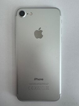 iPhone 7 32GB - Silver - 3