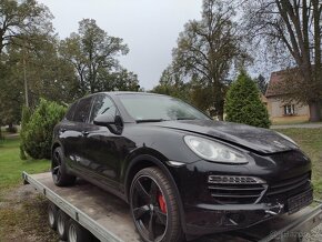 Porsche Cayenne 3.0Tdi 180kw 2012 nepojízdné - 3