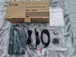 Icom IC705 plus tuner Icom AH705 - 3