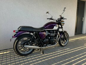 Triumph Bonneville SE - 3