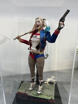 Harley Quinn hot toys sideshow - 3