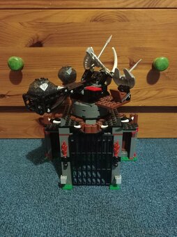 LEGO 7019 Pevnost Vikingů v boji s Fanfirským drakem - 3