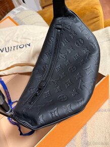 Louis Vuitton ledvinka M46036 výrobní název Discovery Bumbag - 3