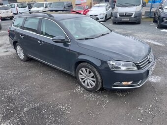 Volkswagen Passat 1.9 tdi 103 kw DSG rok 2012 - 3