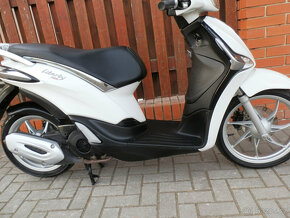 Piaggio Liberty 125 iGET (2020) - 3